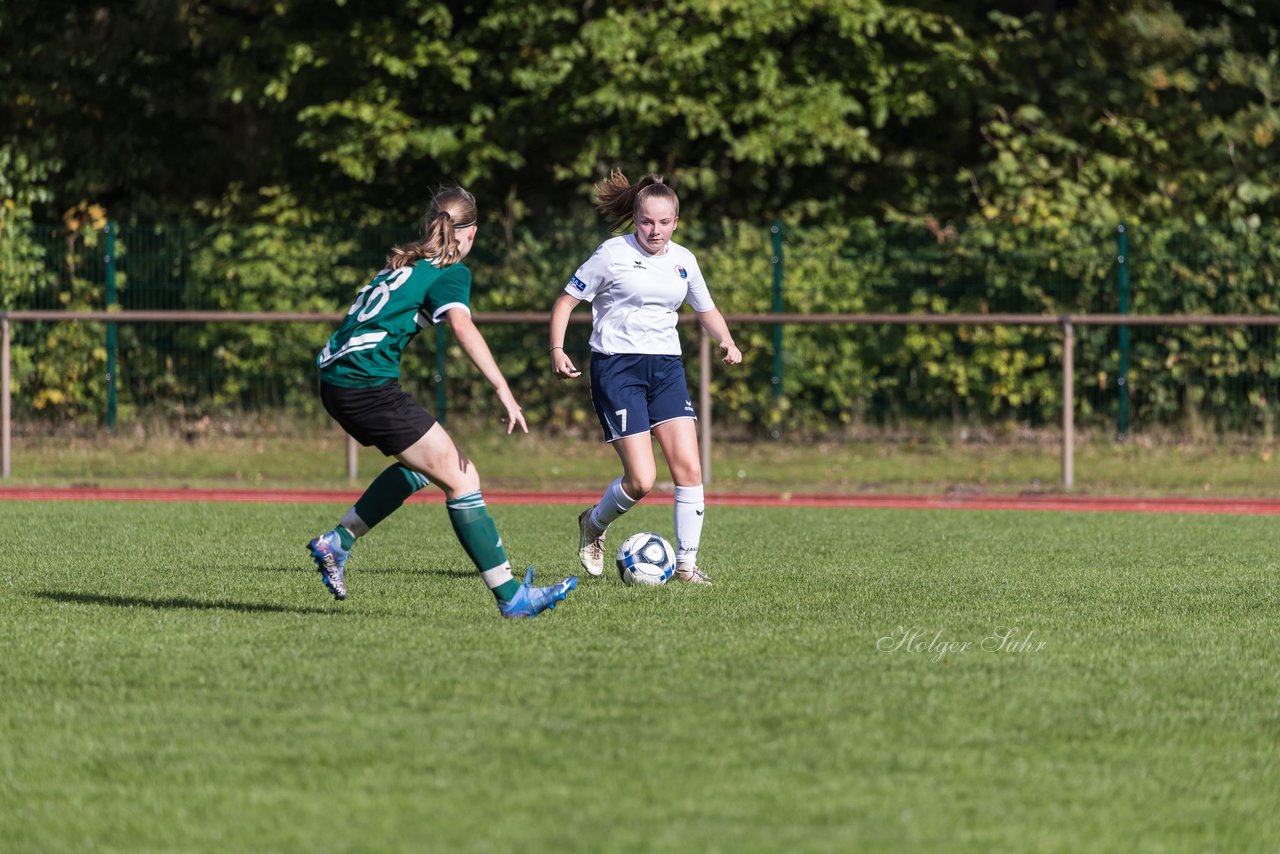 Bild 105 - wBJ VfL Pinneberg - Rissen : Ergebnis: 8:0